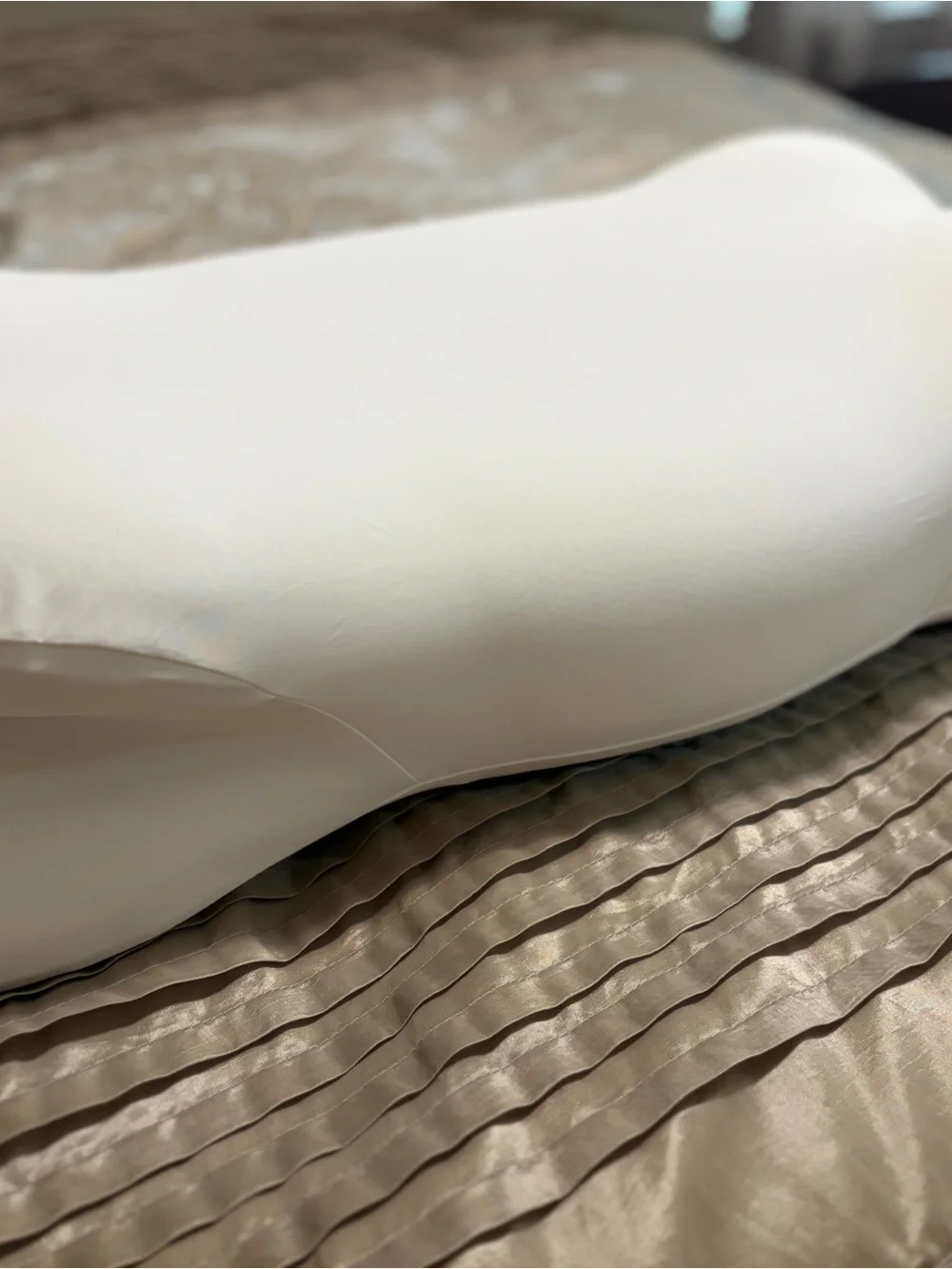 Mellow- Comfortable Contour Support Pillow in White — with Zipper-Cover Included